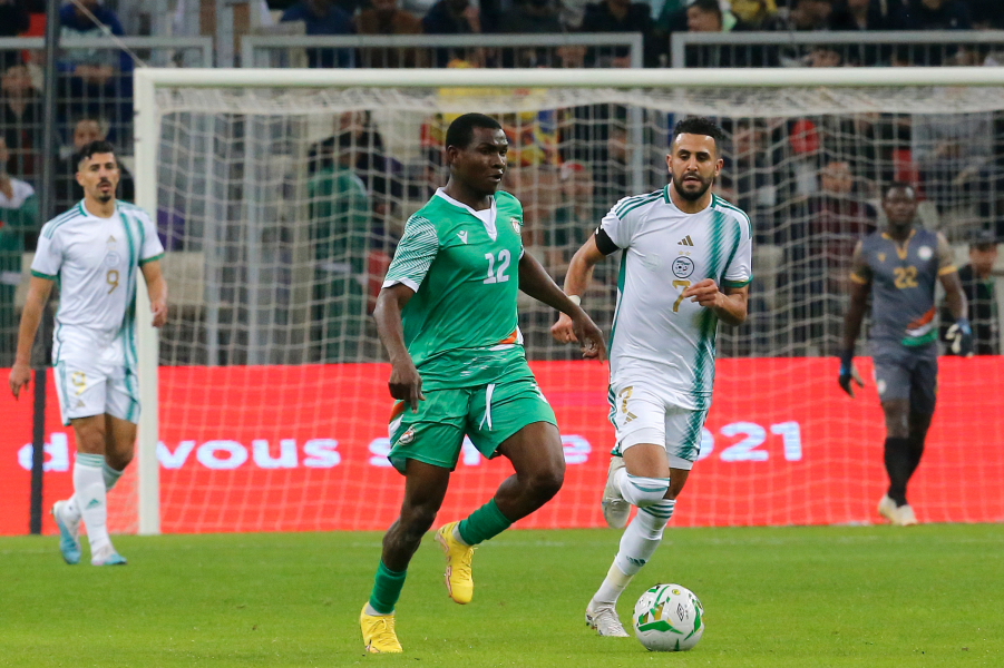 تصفيات أمم أفريقيا لكرة القدم.. المغرب والجزائر إلى النهائيات وفرص متباينة لباق المنتخبات العربية