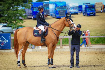 منتخب الإمارات لقفز الحواجز يبدأ معسكراً إعدادياً في ألمانيا