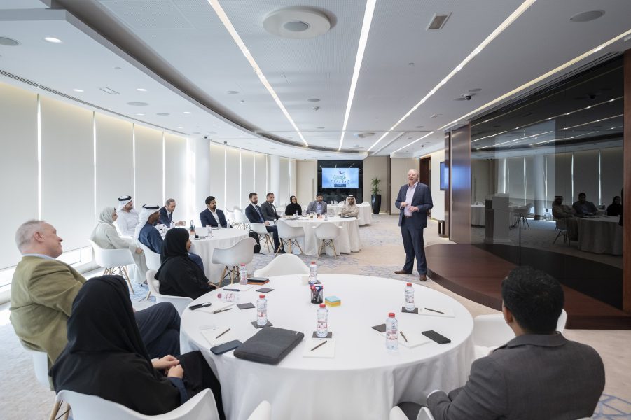 مقر المبرمجين يعقد ورشة لمدراء التكنولوجيا التنفيذيين بالتعاون مع “أمازون ويب سيرفسز” للحوسبة السحابية