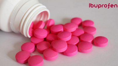 إيبوبروفين… طبيب يحذر من 9 مخاطر صحية يسببها تناول الدواء