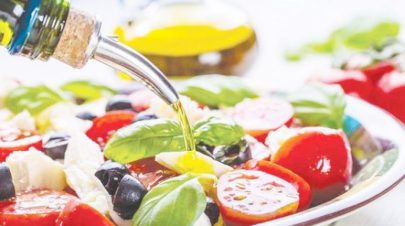 حمية البحر المتوسط تقلل خطر الإصابة بأمراض القلب لدى النساء بنسبة 24%