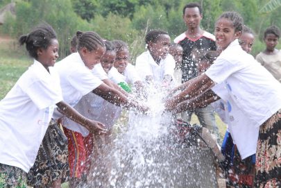 “سقيا الإمارات” تؤكد التزامها بتغيير حياة الملايين حول العالم من خلال توفير المياه
