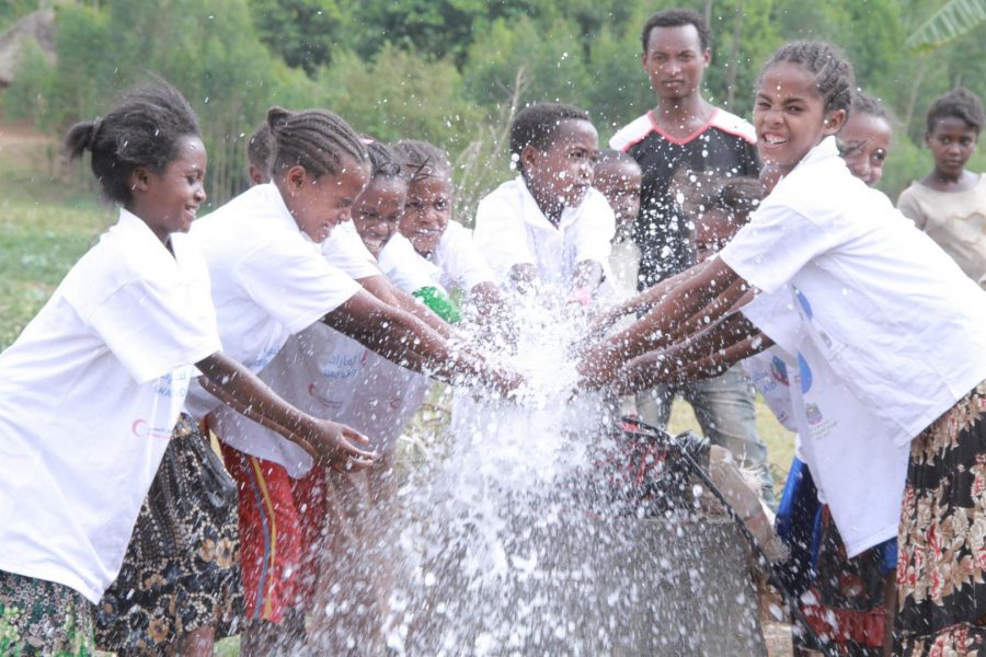 “سقيا الإمارات” تؤكد التزامها بتغيير حياة الملايين حول العالم من خلال توفير المياه