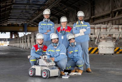 فريق الجامعة الأمريكية بدبي يفوز بمسابقة الروبوتات الصناعية لشركة الإمارات العالمية للألمنيوم
