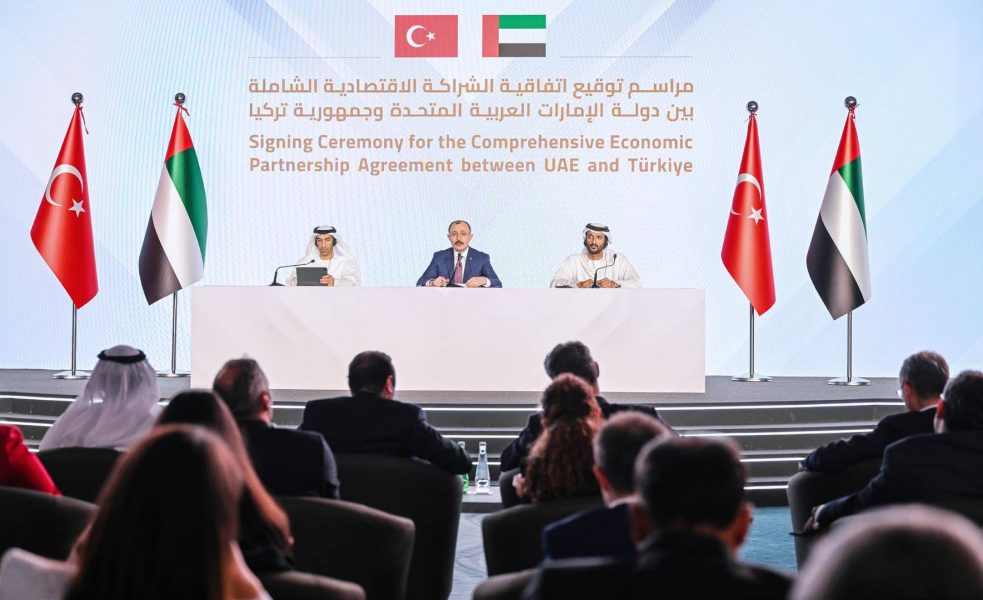 وزراء: الإمارات وتركيا تدشنان حقبة جديدة من الشراكة الاقتصادية الاستراتيجية