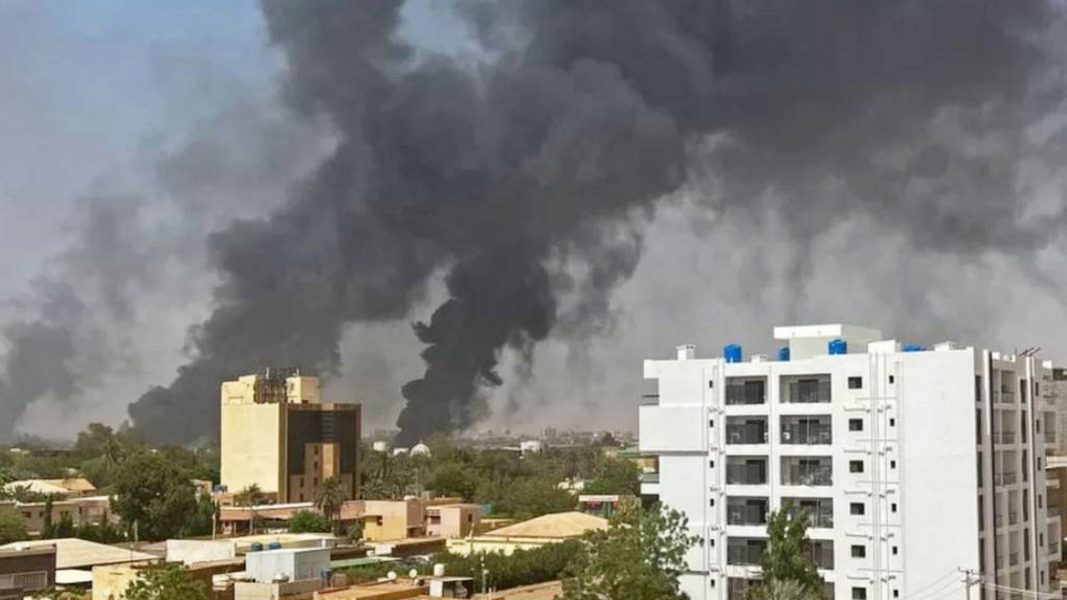 تجدد الاشتباكات بمحيط القصر الرئاسي بالخرطوم