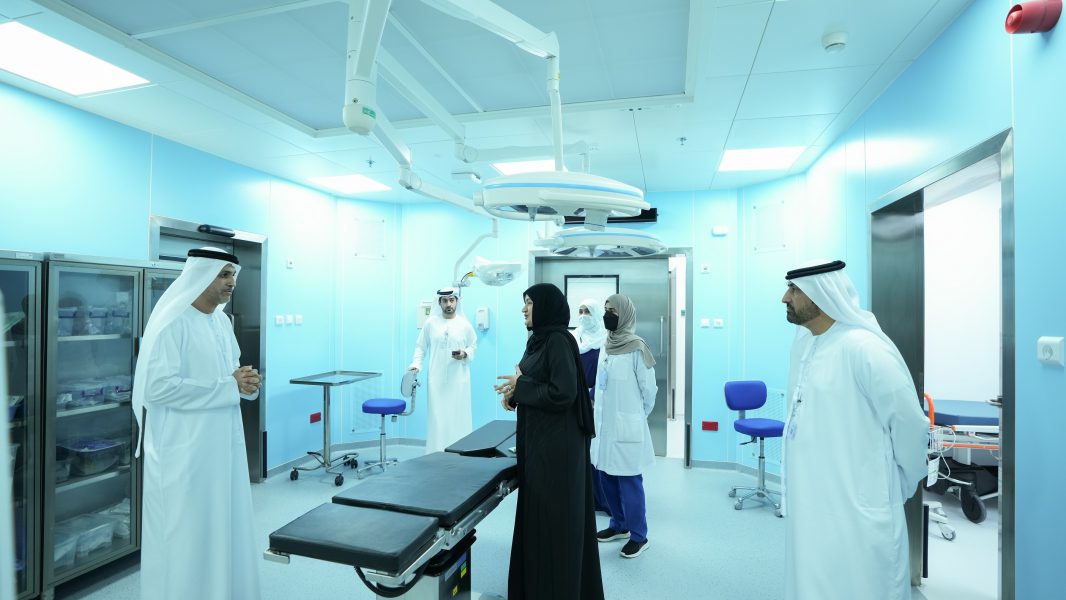 مدير عام مؤسسة الإمارات للخدمات الصحية يتفقد مشاريع التوسعة بمستشفى دبا الفجيرة