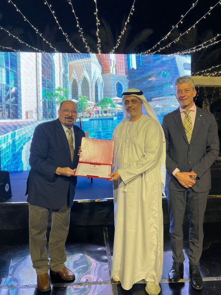 فندق باب القصر يكرم الشركاء والرعاة المساهمين في إنجاح الأمسيات التراثية الرمضانية