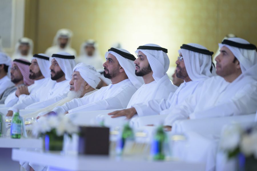 سيف بن زايد يكرم الفائزين بجائزة التحبير للقران الكريم وعلومه في دورتها التاسعة