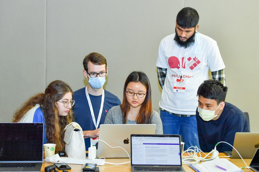 “نيويورك أبوظبي : 200 طالب من 24 دولة يشاركون في الهاكاثون الدولية لإفادة المجتمع