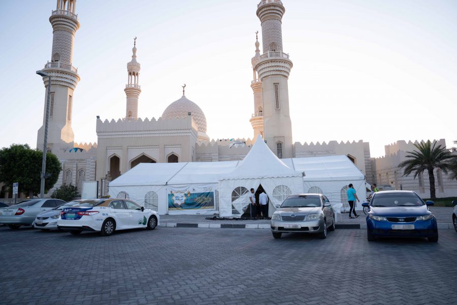 جمعية الإمارات الخيرية برأس الخيمة تواصل تقديم مساعداتها في شهر رمضان