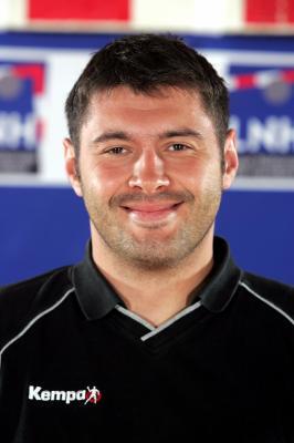 الفرنسي برستوفاك يقود منتخبنا الوطني لكرة اليد في تصفيات الأولمبياد والبطولة الآسيوية