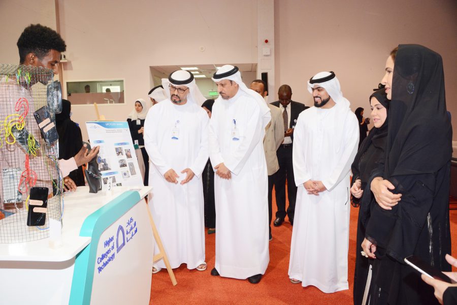 شما بنت محمد تؤكد أهمية المشاركة المجتمعية في دعم قضية المناخ والبيئة