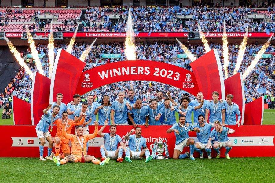 بعد الفوز بكأس إنجلترا .. 6 أيام تفصل مانشستر سيتي عن تحقيق “الثلاثية التاريخية”