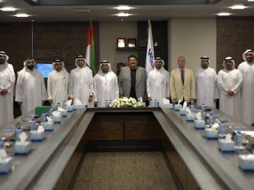 غرفة الفجيرة تحتفل بتخريج الدفعة الأولى من المحكمين التجاريين