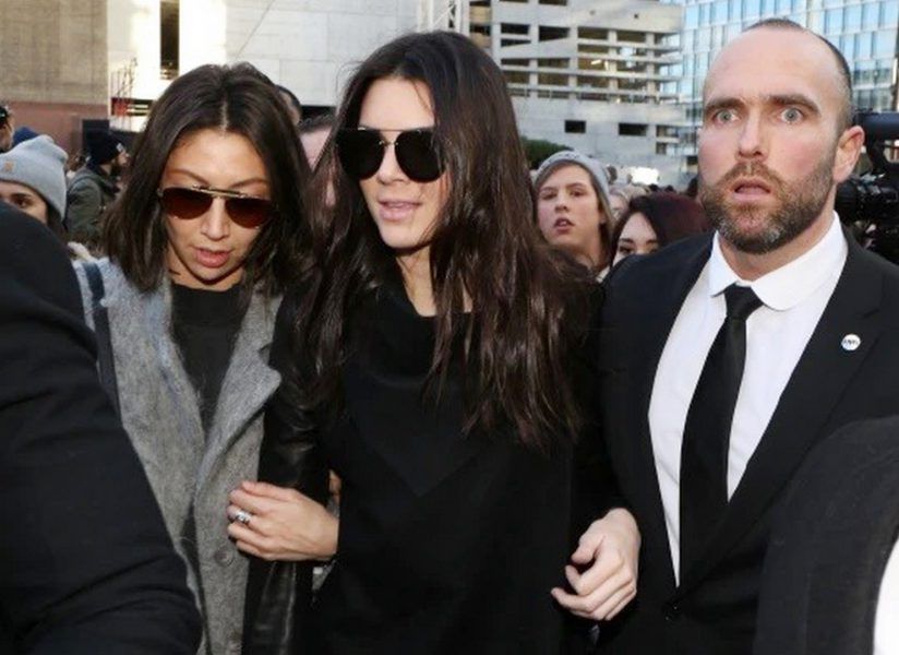 حارس للمشاهير يكشف أن المعجبين أخطر المخاوف