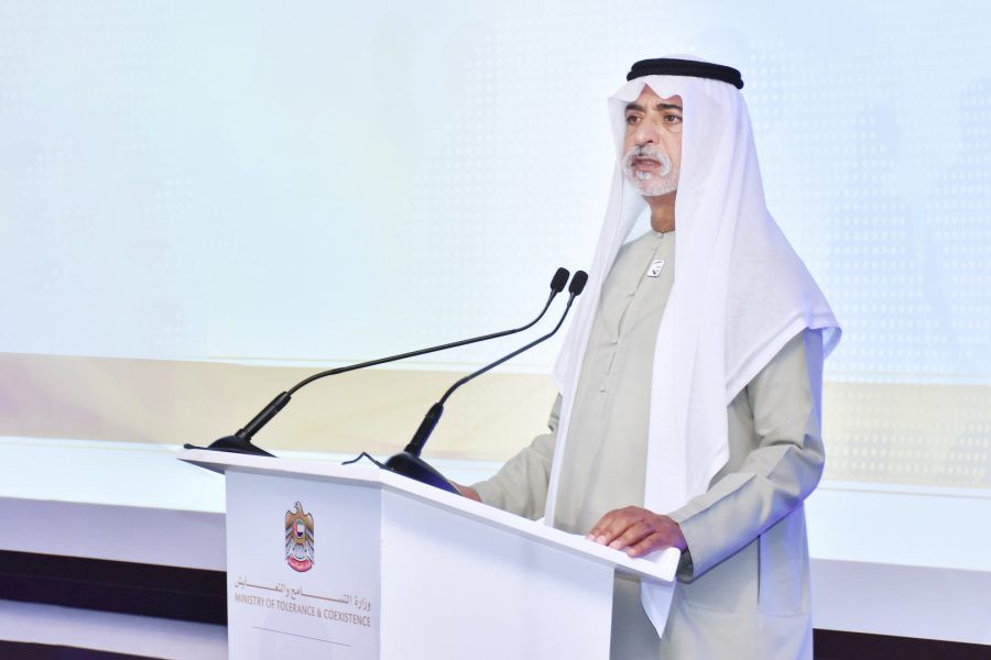 نهيان بن مبارك يدعو أعضاء أندية التسامح بالجامعات ليكونوا نماذج في بناء العلاقات