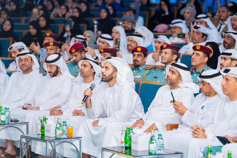 ولي عهد رأس الخيمة يشهد “لقاء من الفضاء” بين أهالي الإمارة وسلطان النيادي