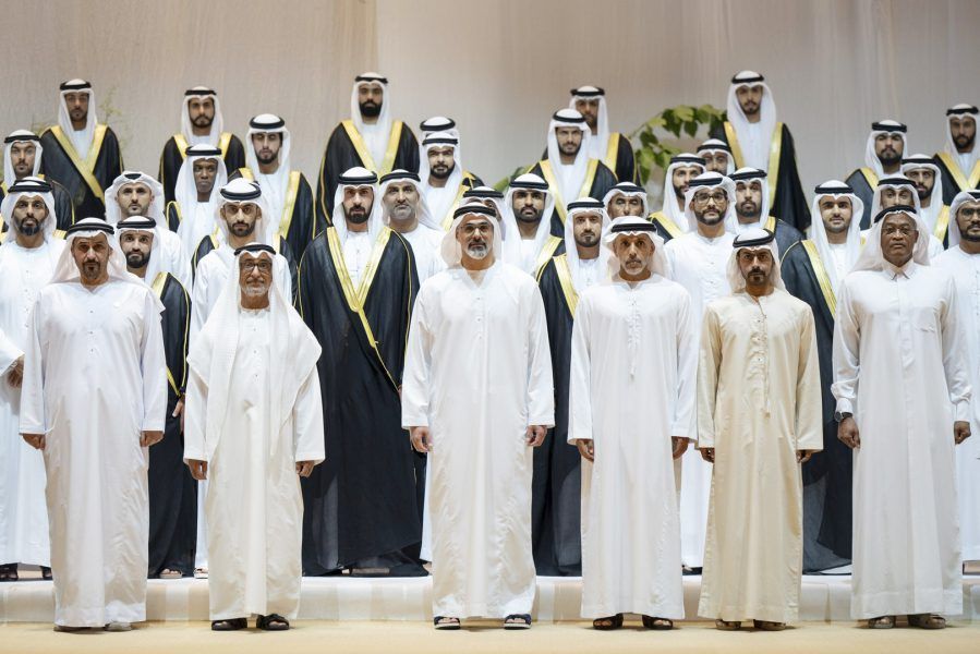 تحت رعاية رئيس الدولة.. خالد بن محمد بن زايد يشهد “العرس الجماعي” الثاني لمنتسبي وزارة الدفاع