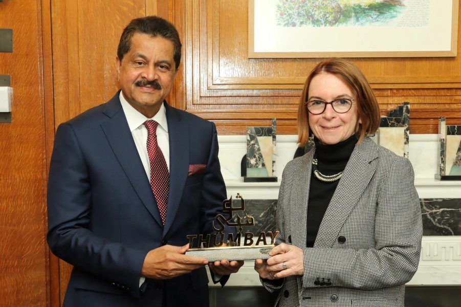 الشروع في رحلة التعليم الطبي الممتاز: تقدم جامعة الخليج الطبية البرنامج التأسيسي الدولي لجامعة لندن “الطب”