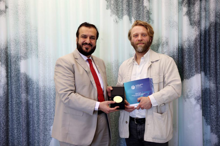 “وام” تبحث تعزيز التعاون والشراكات الإخبارية مع كبريات المؤسسات الإعلامية في ألمانيا