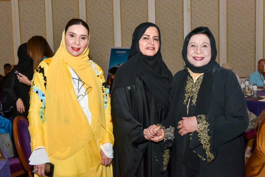 من دبي إلى لندن معرض “زرياب للأزياء” طريق المصممات نحو العالمية