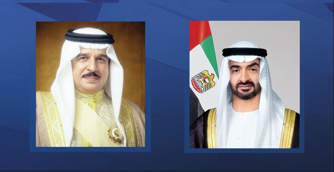 ملك البحرين يستقبل رئيس الدولة في مقر إقامته في أبوظبي