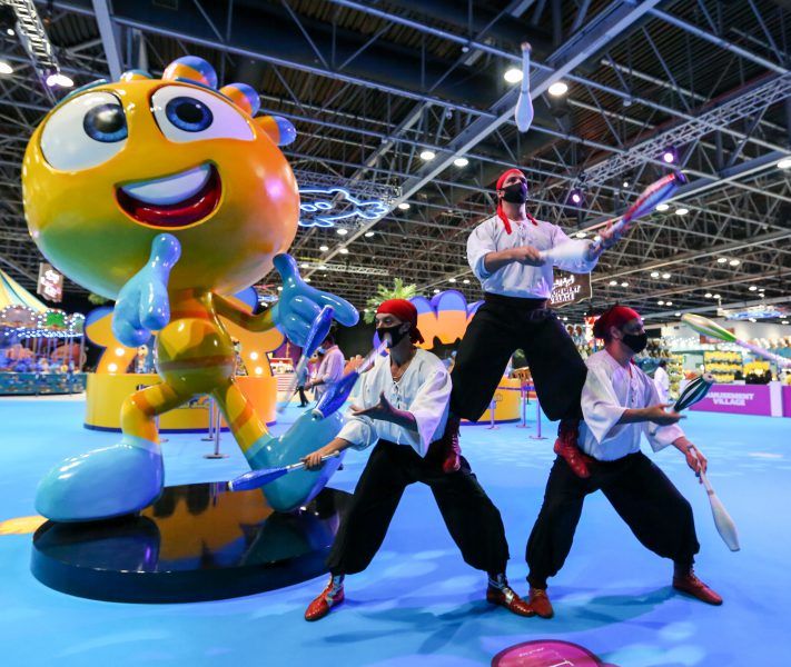 “مفاجآت صيف دبي” .. فعاليات عائلية و عروض ترفيهية و أجواء من المرح