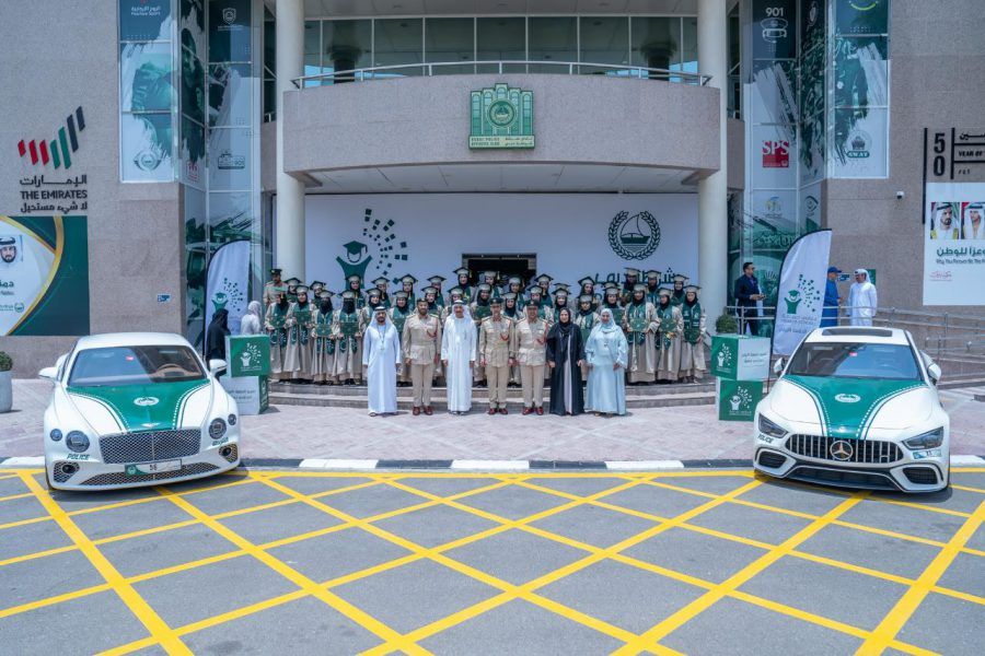 عبدالله المري يشهد حفل تخريج الدفعة الأولى لطلبة مدارس حماية