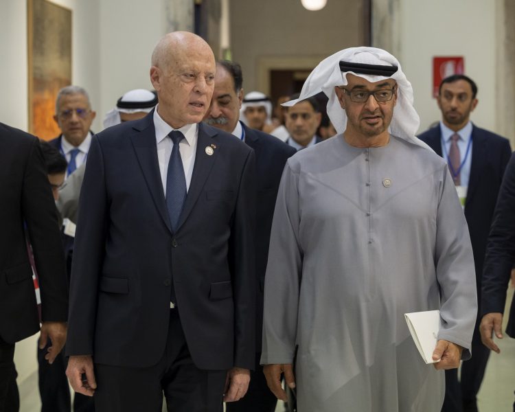 رئيس الدولة يلتقي عدداً من المشاركين في مؤتمر التنمية والهجرة في روما