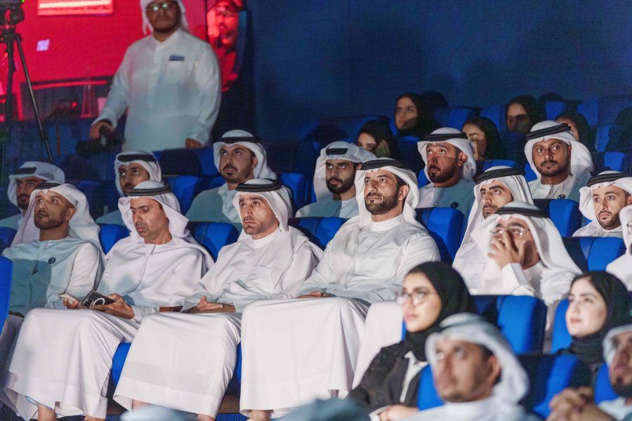 سلطان بن أحمد القاسمي يشهد “لقاء من الفضاء” الثامن مع سلطان النيادي