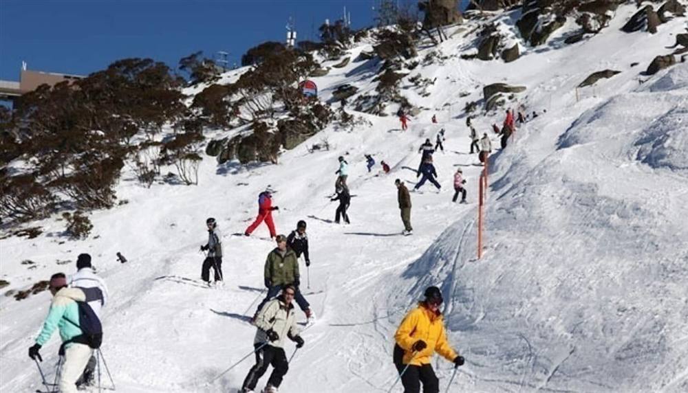 منحدرات التزلج الأسترالية لا تتأثر بموجات الحر