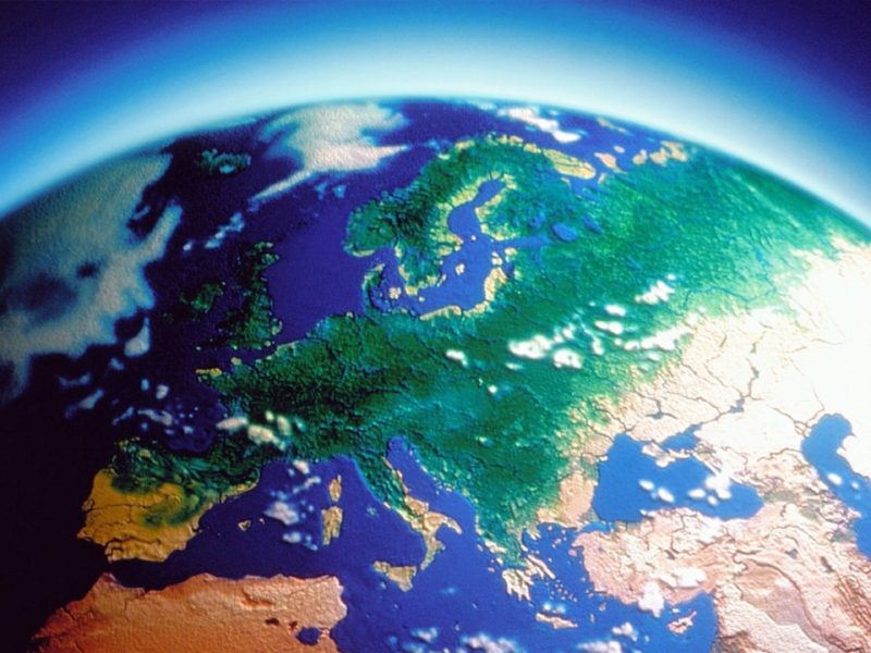 “اتفاقية فيينا” و”بروتوكول مونتريال”.. 34 عاماً من الالتزام الإماراتي بحماية طبقة الأوزون