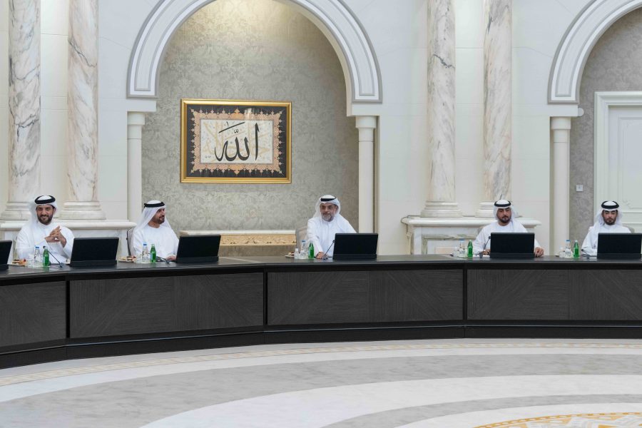 ولي عهد الشارقة يترأس اجتماع المجلس التنفيذي