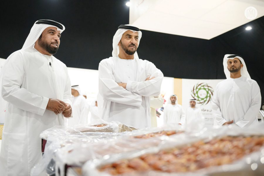 حمدان بن زايد يزور مهرجان ومزاد ليوا للتمور في دورته الثانية