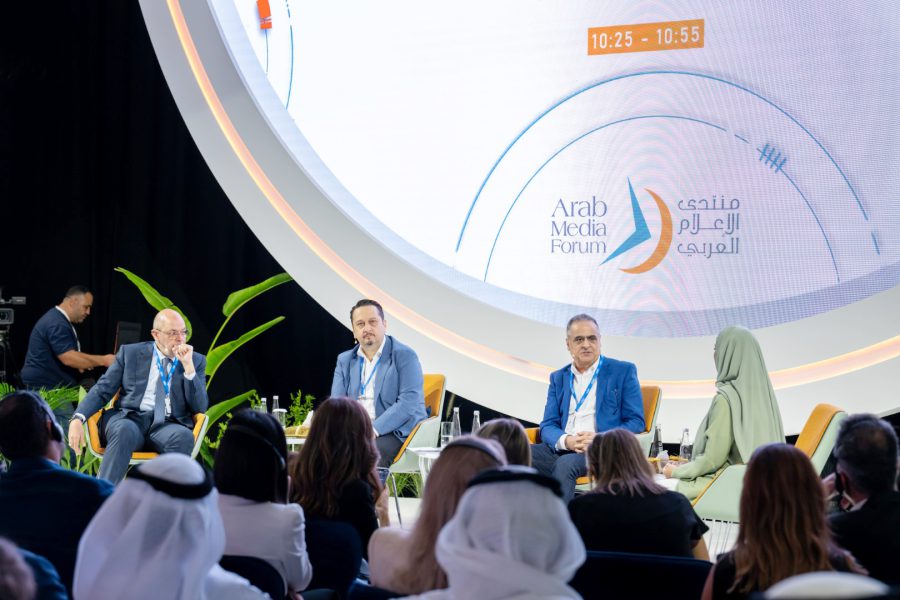 خلال منتدى الإعلام العربي .. خبراء : مستقبل غرف الأخبار التقليدية سيشهد تغييراً جذرياً