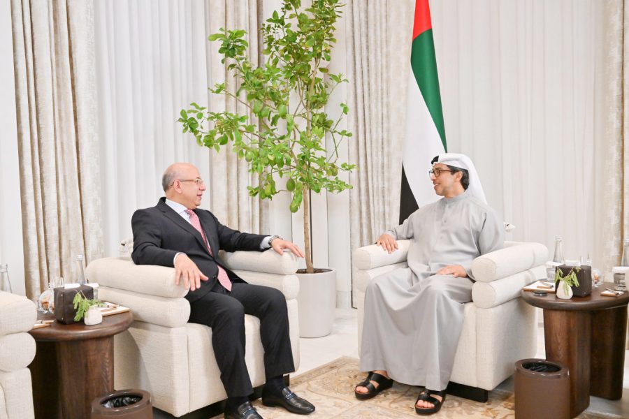 منصور بن زايد يستقبل سفير المجر بمناسبة انتهاء فترة عمله