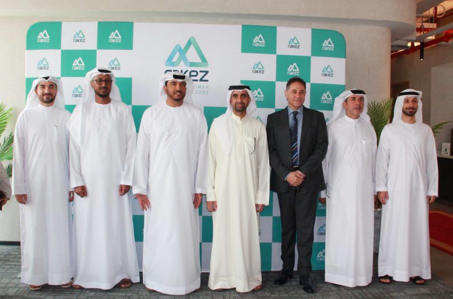 وفد من وزارة الصناعة والتكنولوجيا المتقدمة  يطلع على نمو الأعمال في “راكز”