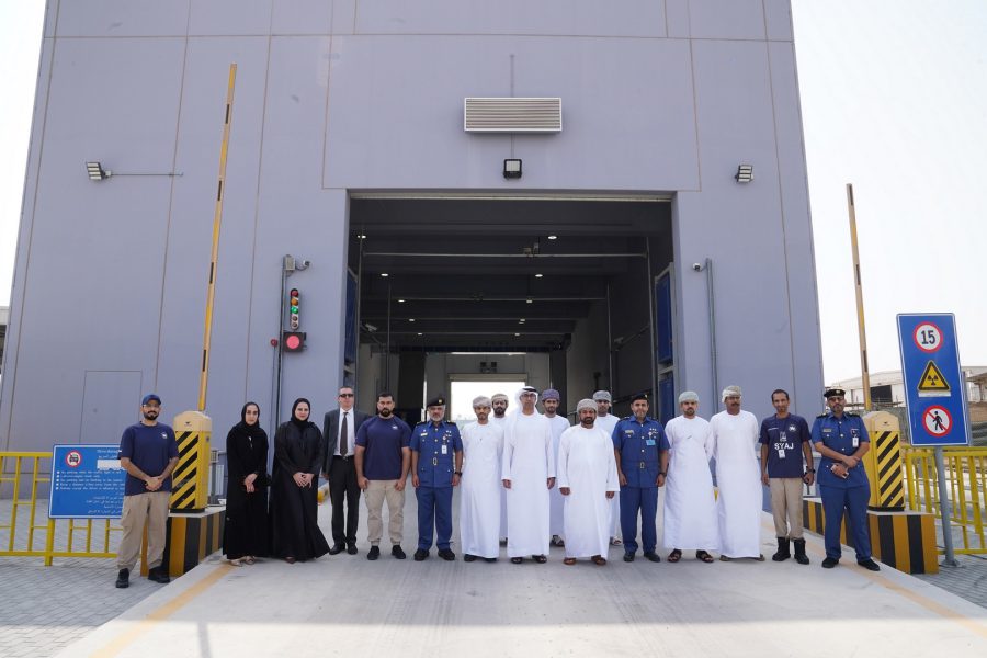 جمارك دبي تبحث مع وفد جمركي من سلطنة عُمان سبل تعزيز التعاون الثنائي