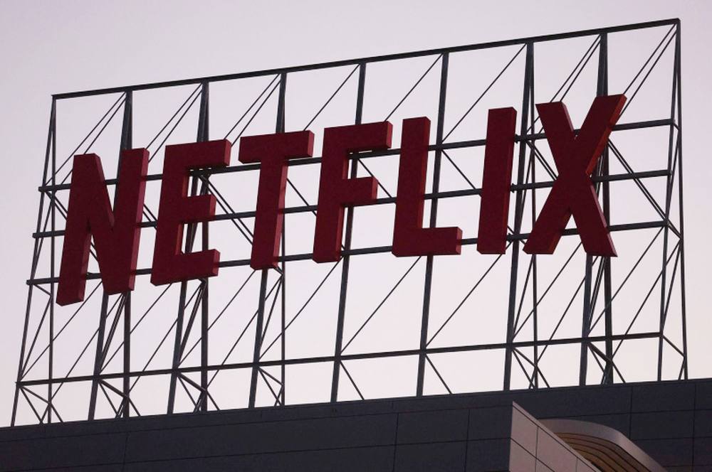 “نتفليكس” تنهي خدمة تأجير أفلام الفيديو