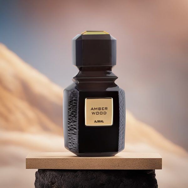 عطر محلي يفوز بأفضل جائزة في فرنسا في فئة أفضل عطر