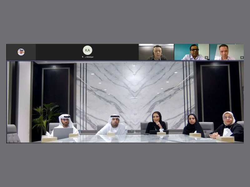 “الطاقة والبنية التحتية” و”النقل” السنغافورية تتبادلان الخبرات في مجال الطرق