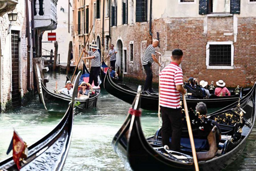 البندقية تبدأ بيْع تذاكر الربيع والصيف للحدّ من السياحة المفرطة