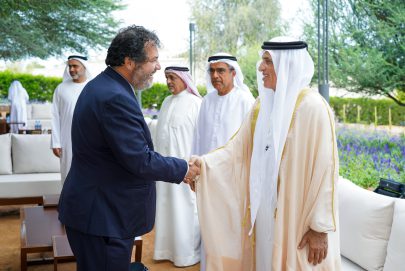 سعود بن صقر يستقبل القنصل العام لمملكة هولندا