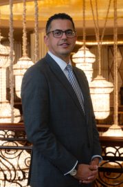 كريم غربي المدير العام لفندق سانت ريجيس أبوظبي: قطاع السياحة في أبوظبي يشهد نمواً ملحوظاً