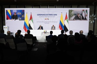 عبر اتصال مرئي.. رئيس الدولة ورئيس كولومبيا يشهدان توقيع اتفاقية شراكة اقتصادية شاملة بين البلدين