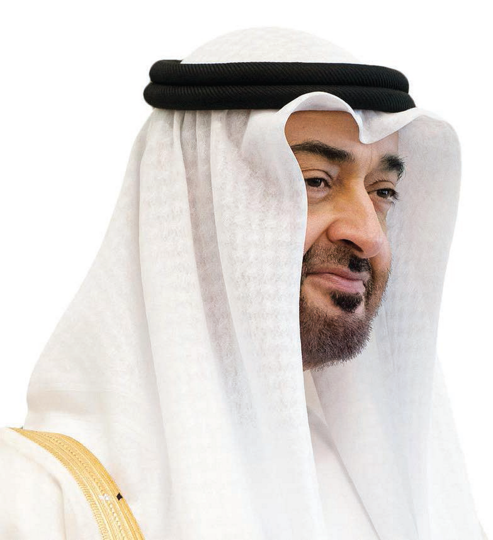 ذياب بن محمد بن زايد ينقل تعازي رئيس الدولة في وفاة عبدالله بن سلمان