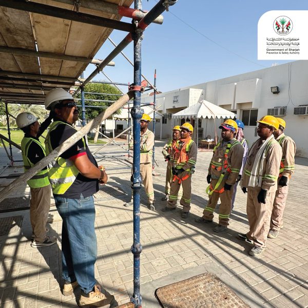الوقاية والسلامة تطلق حملة سلامة العمل في المرتفعات