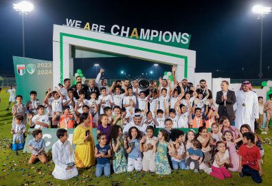 نادي الإمارات يحتفل بتتويج فريقي 14 و 11 عاماً ببطولة اتحاد الإمارات لكرة القدم للمراحل السنية “ب”