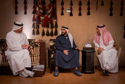 نهيان وعبدالله بن زايد والوزراء وكبار المسؤولين يقدمون واجب العزاء في وفاة الأمير بدر بن عبدالمحسن